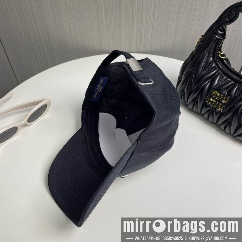 LV Hat 121402