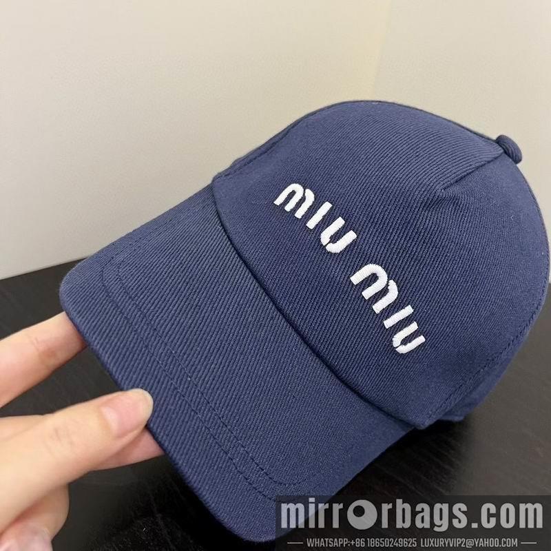 Miumiu Hat 091401