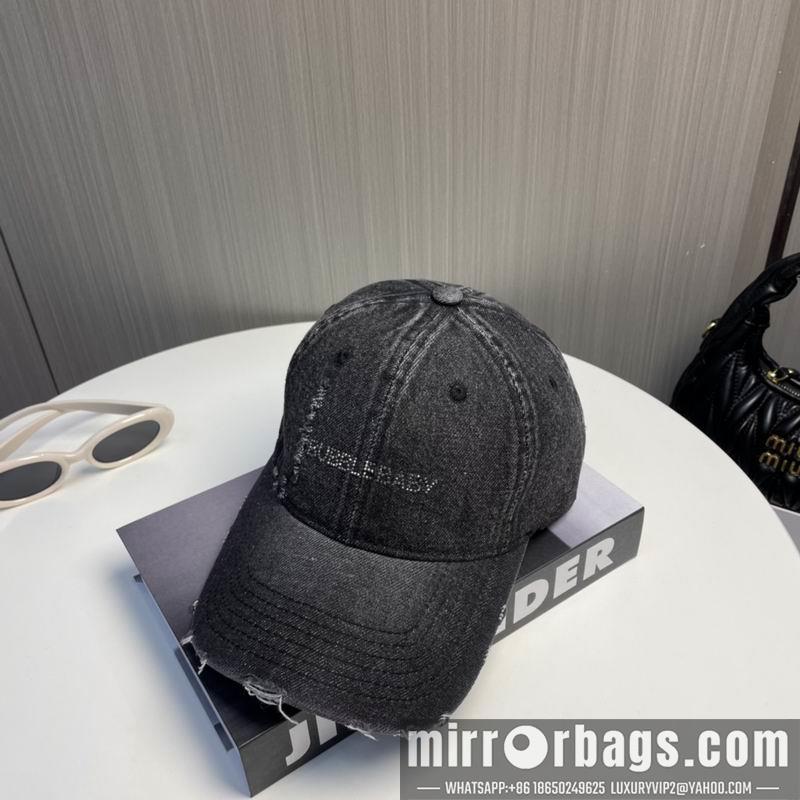 Burberry Hat 100701