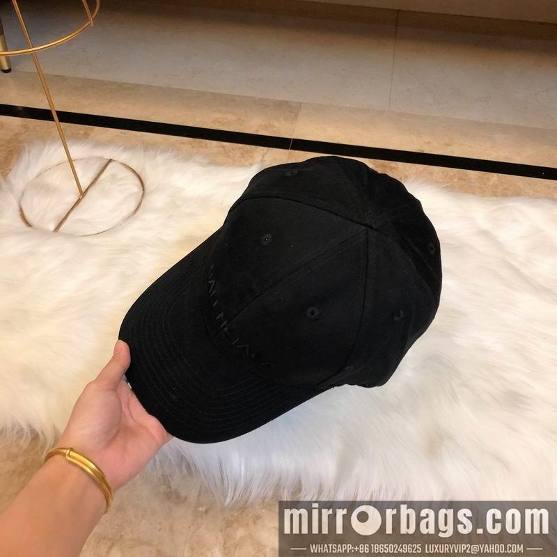 Balenciaga Hat dx09