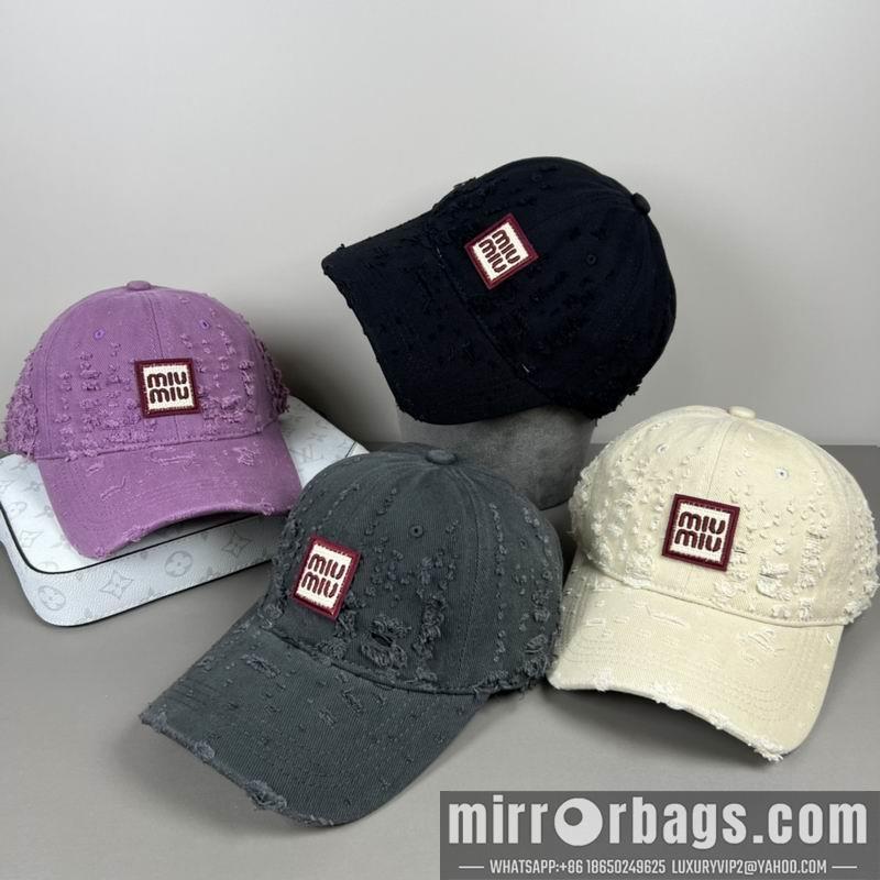 Miumiu Hat dx17