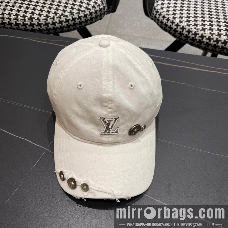 LV Hat 102802