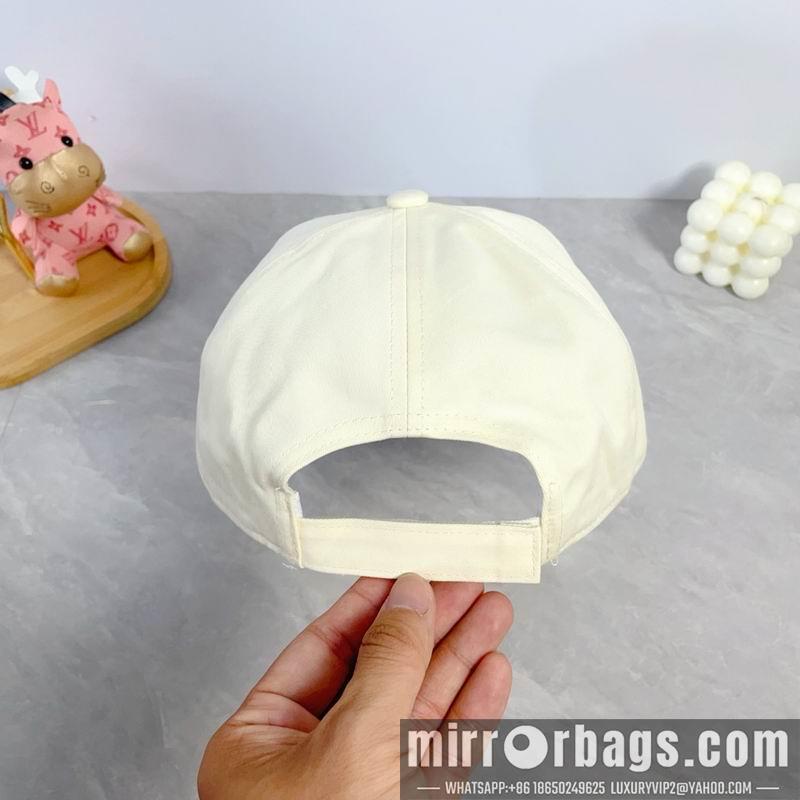 Miumiu Hat dx58