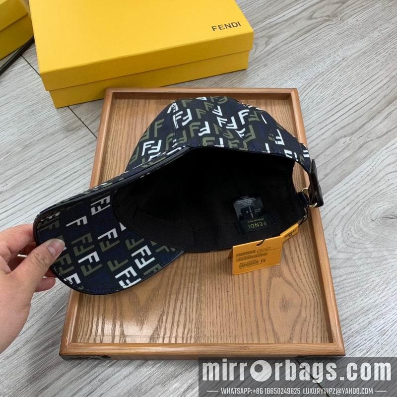 Fendi Hat dx105