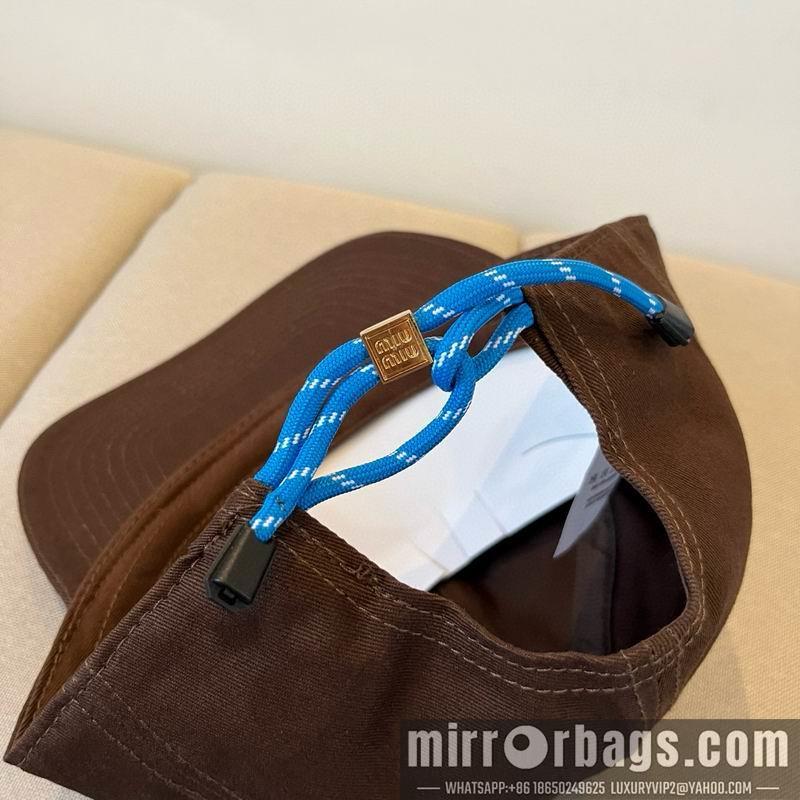 Miumiu Hat dx32