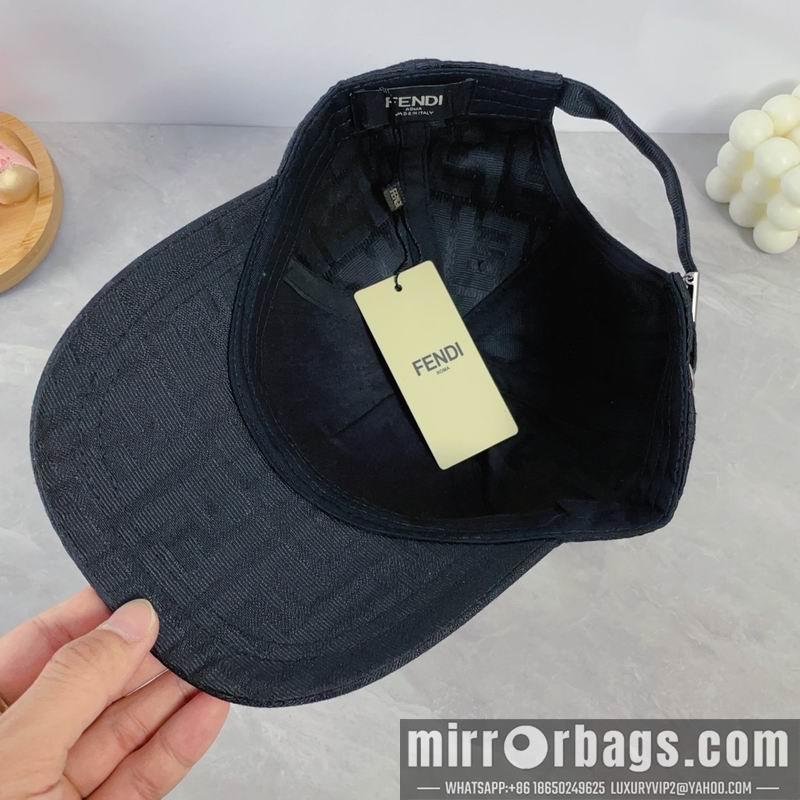 Fendi Hat dx29