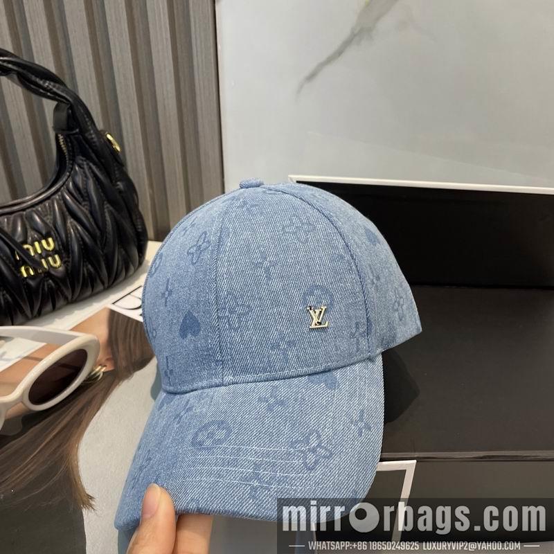 LV Hat dx70