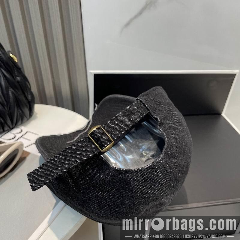 Balenciaga Hat dx77