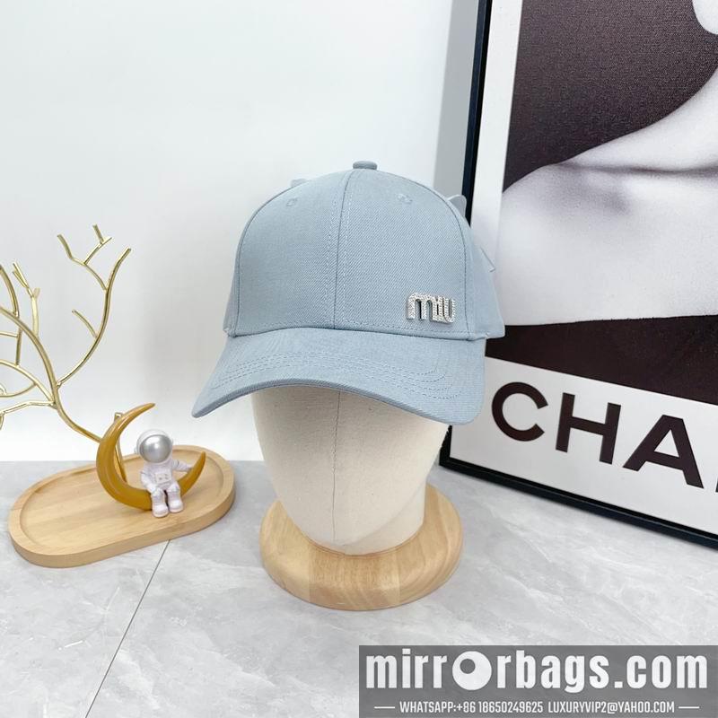 Miumiu Hat dx08