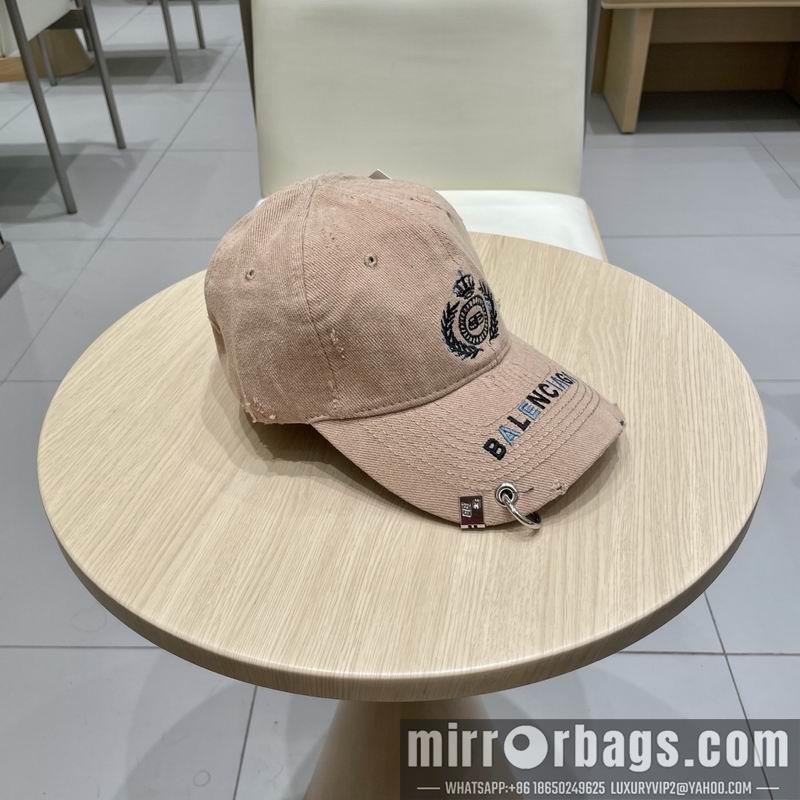 Balenciaga Hat 032001