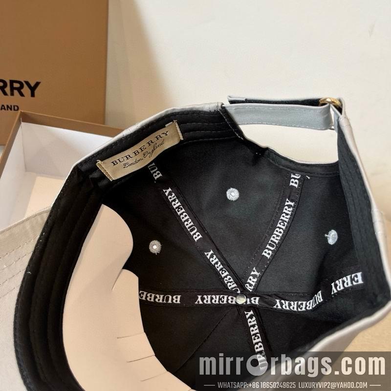 Burberry Hat dx08