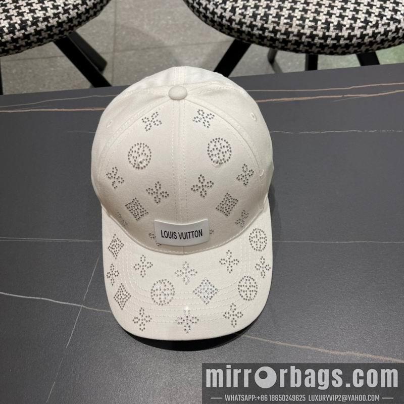 LV Hat 041415