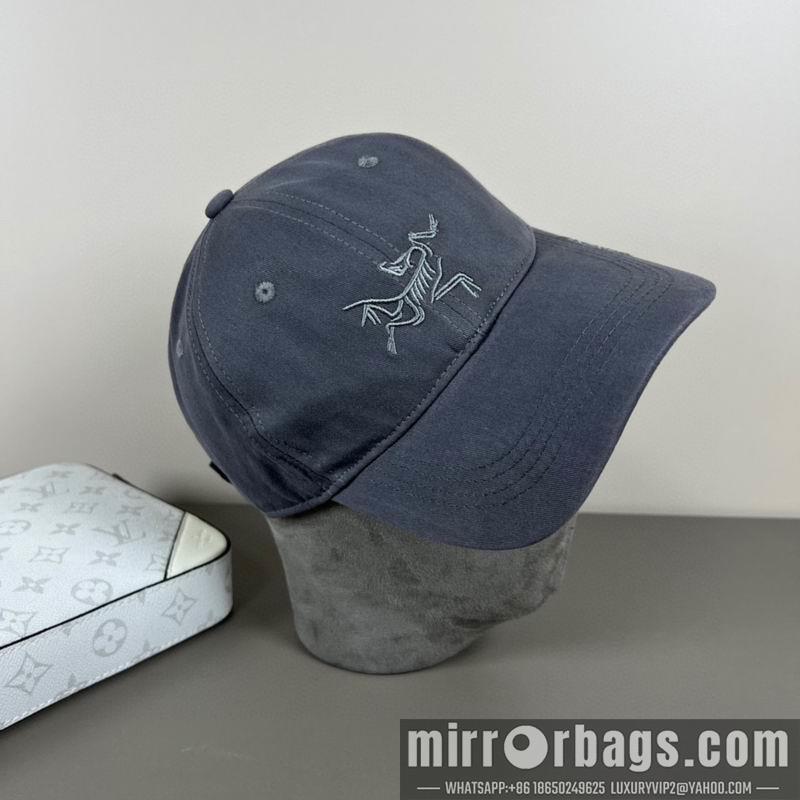 Arcteryx Hat dx17