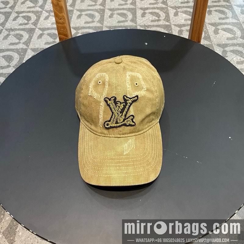 LV Hat 020803