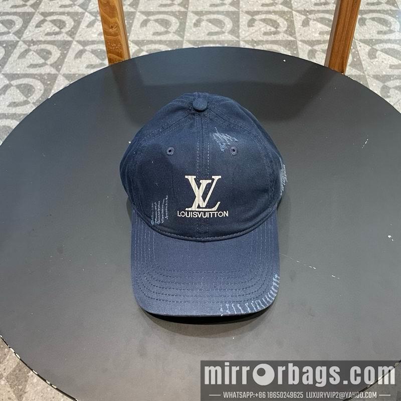 LV Hat 020802