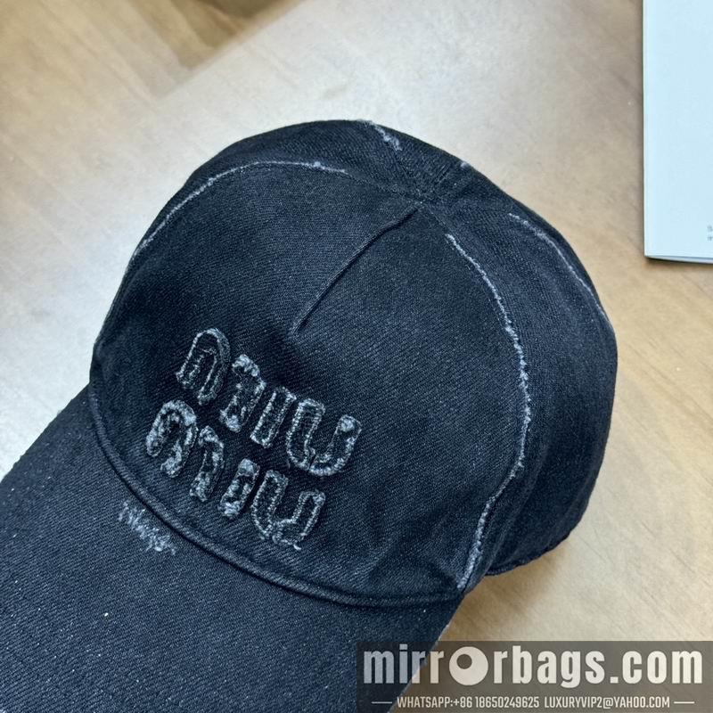 Miumiu Hat dx94