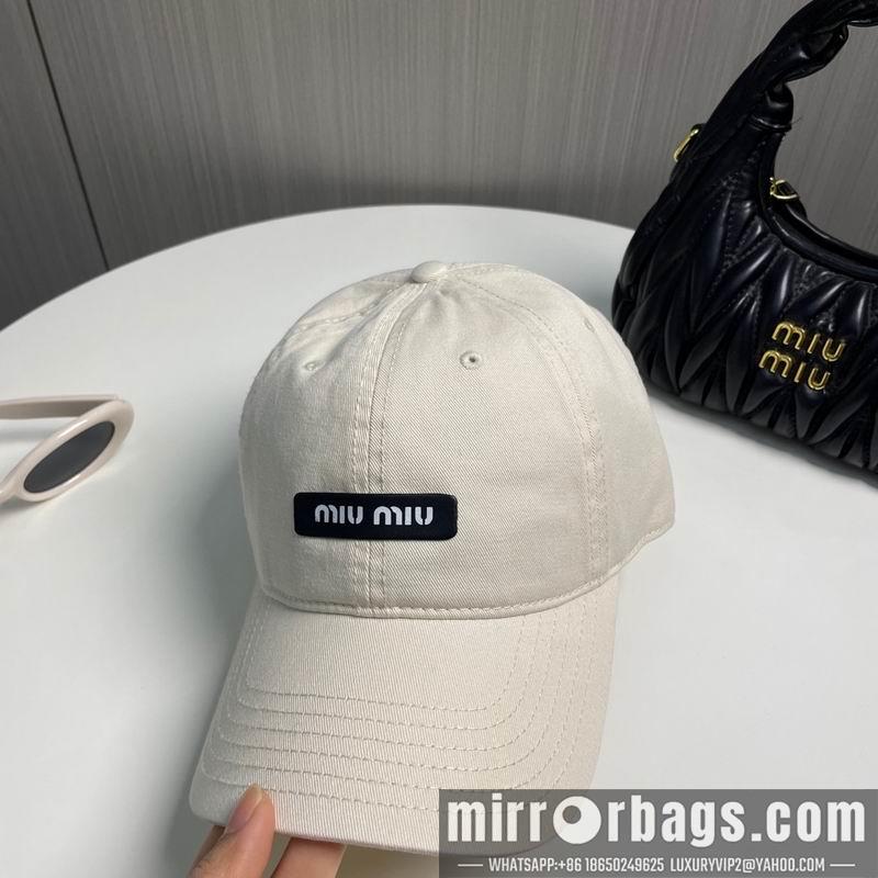 Miumiu Hat 030966