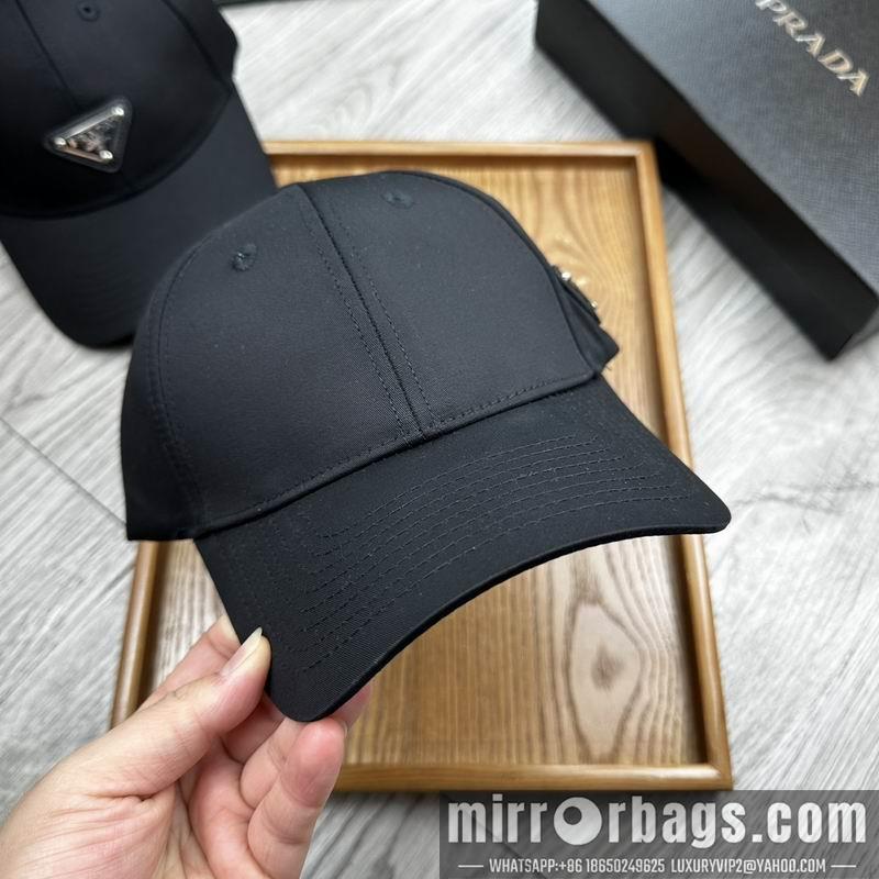 Prada Hat dx17