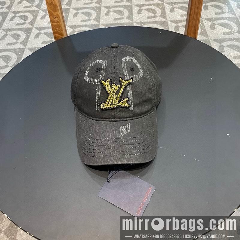 LV Hat 020803
