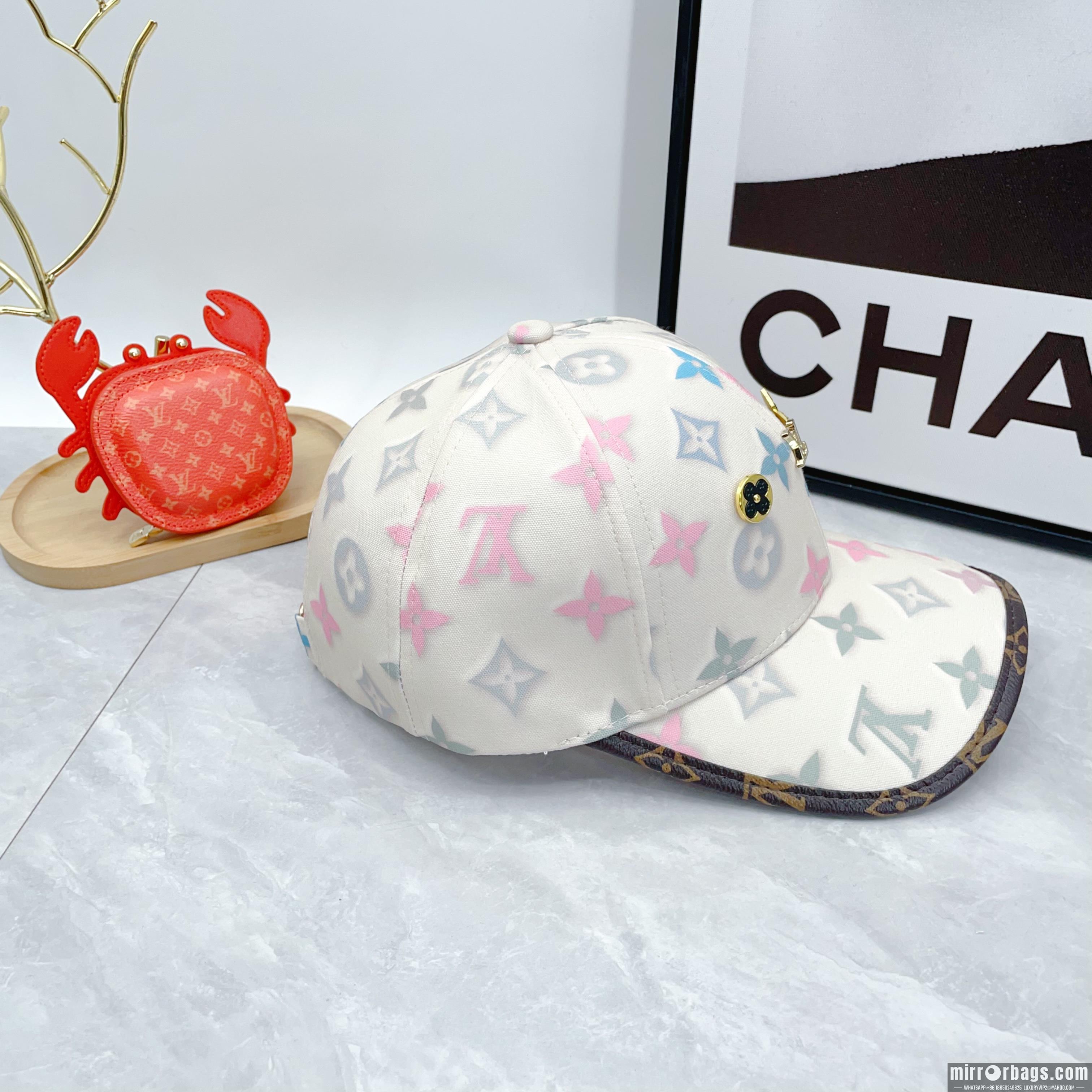 LV Hat dx03