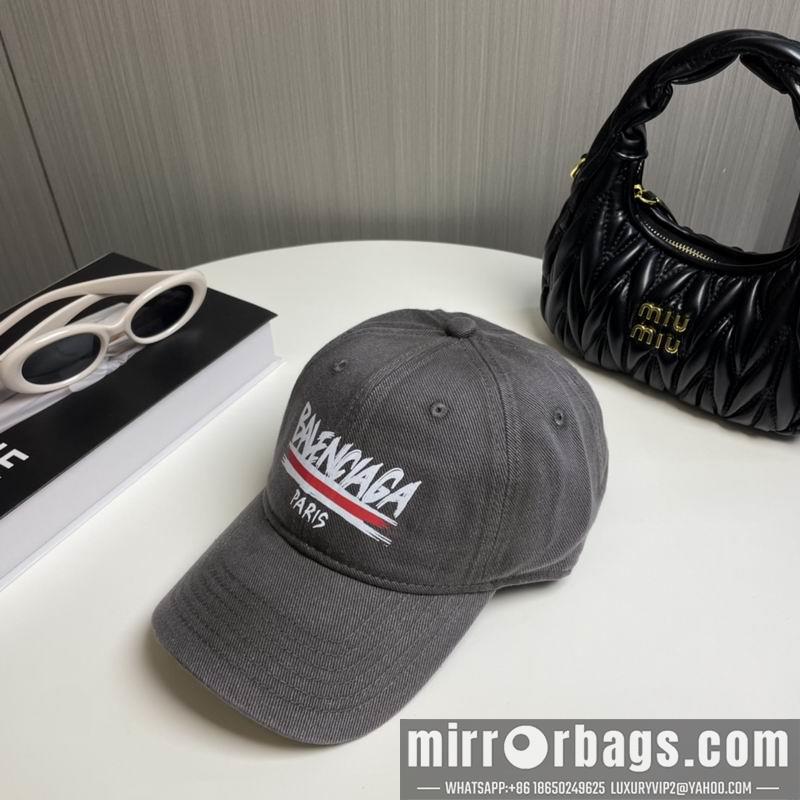 Balenciaga Hat 102801