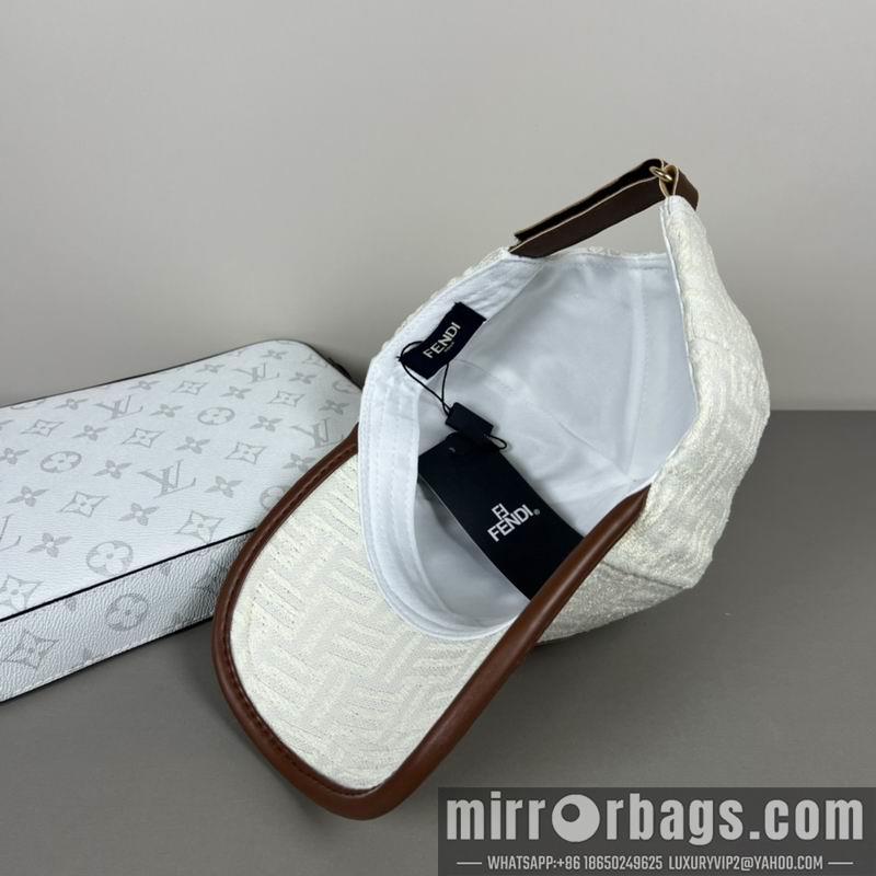 Fendi Hat dx68