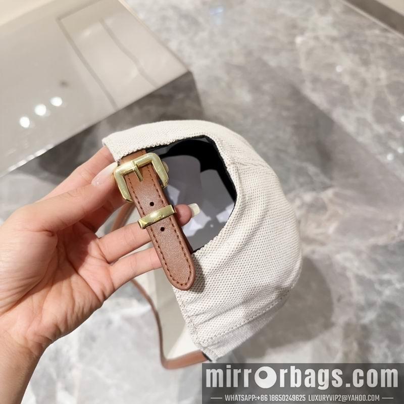 Miumiu Hat dx40