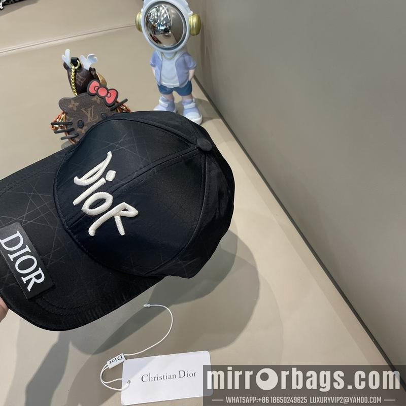 Dior Hat 072801