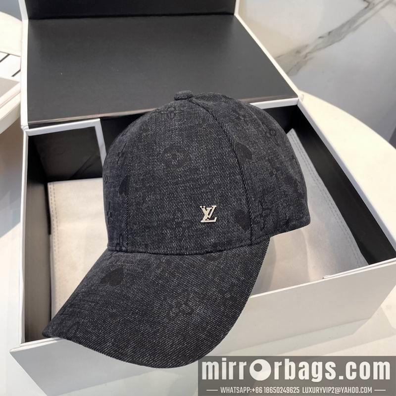 LV Hat dx70