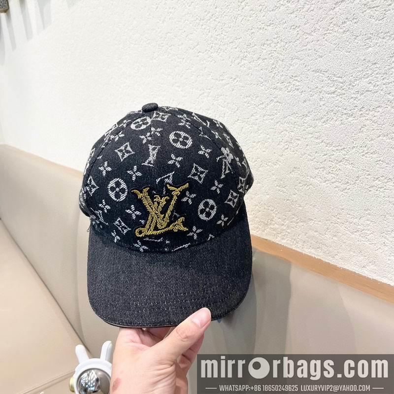 LV Hat 081804