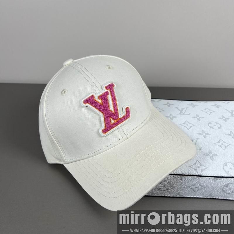 LV Hat dx15