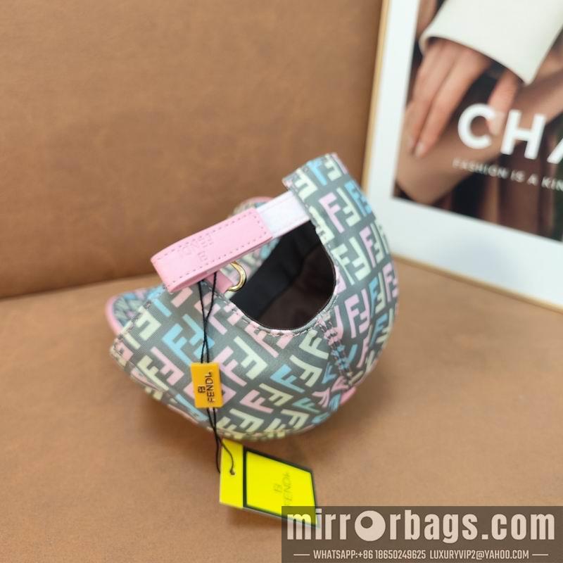 Fendi Hat dx49