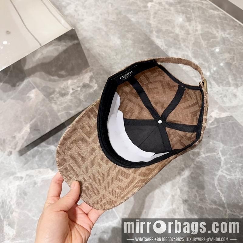 Fendi Hat dx28