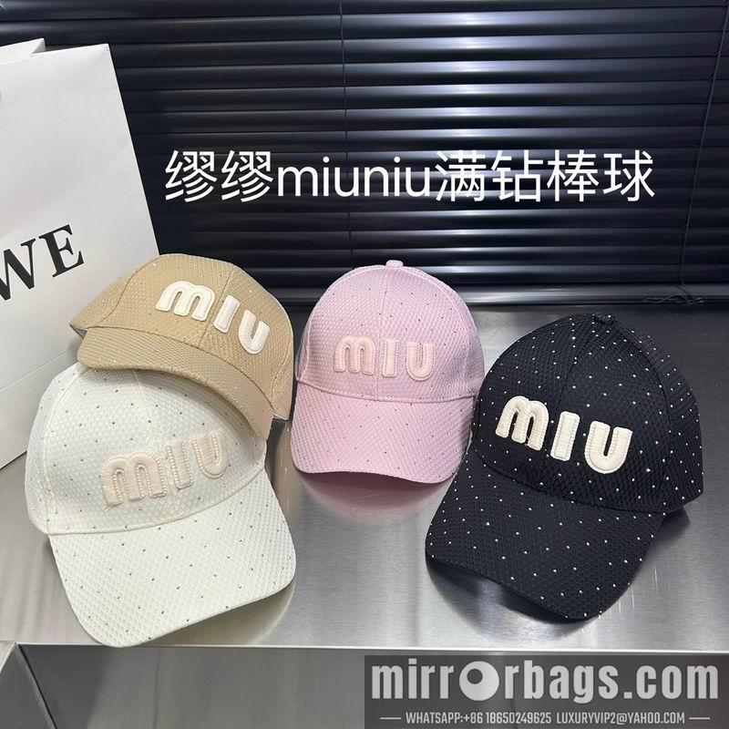 Miumiu Hat dx03
