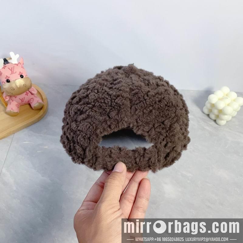 Chanel Hat dx41