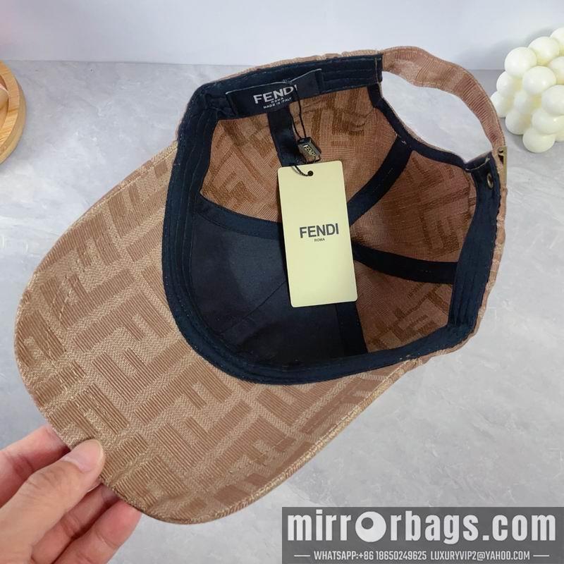 Fendi Hat dx29