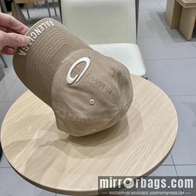 Balenciaga Hat 041403