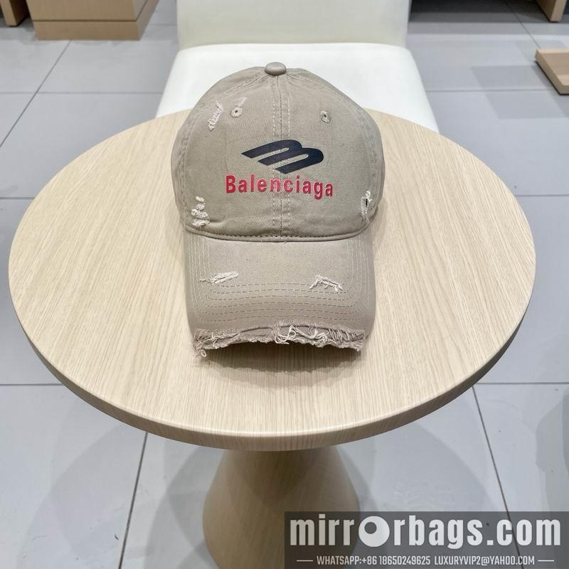 Balenciaga Hat 041402