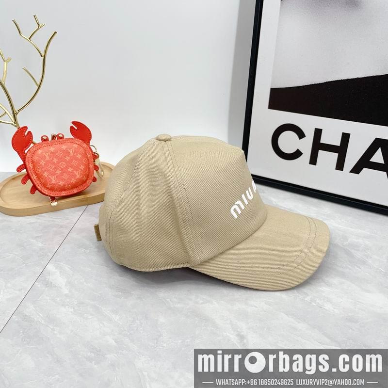 Miumiu Hat dx03