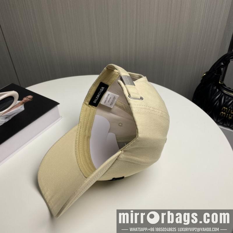 Balenciaga Hat 081403