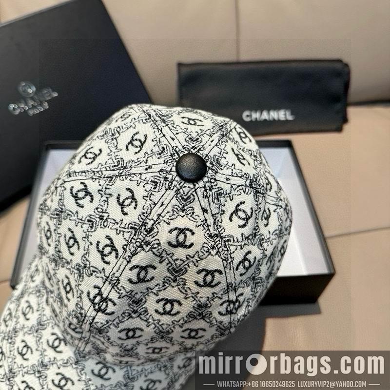 Chanel Hat dx45