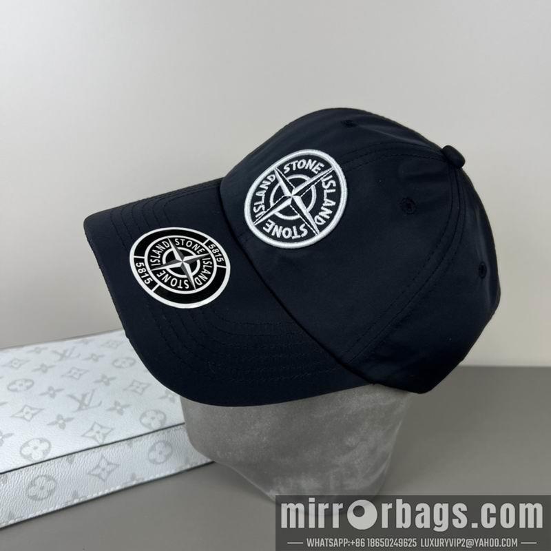 Stone Island Hat dx07