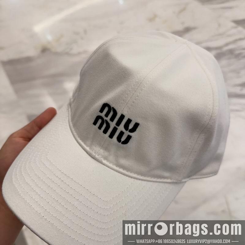 Miumiu Hat dx35