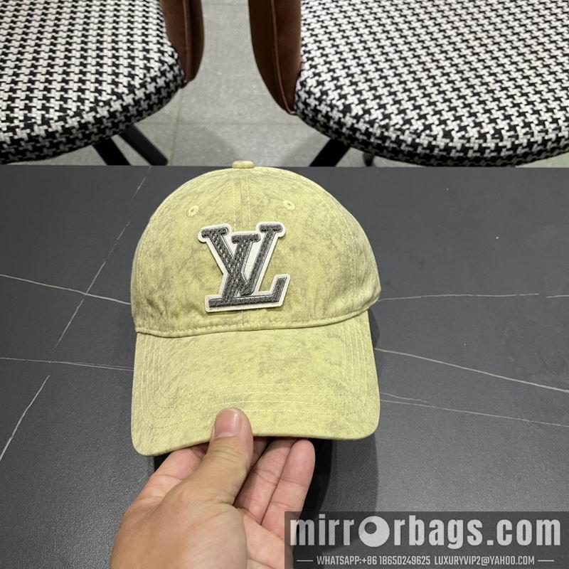 LV Hat 040204