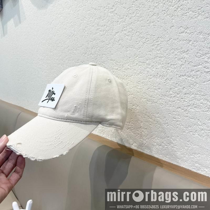 Dior Hat 072803