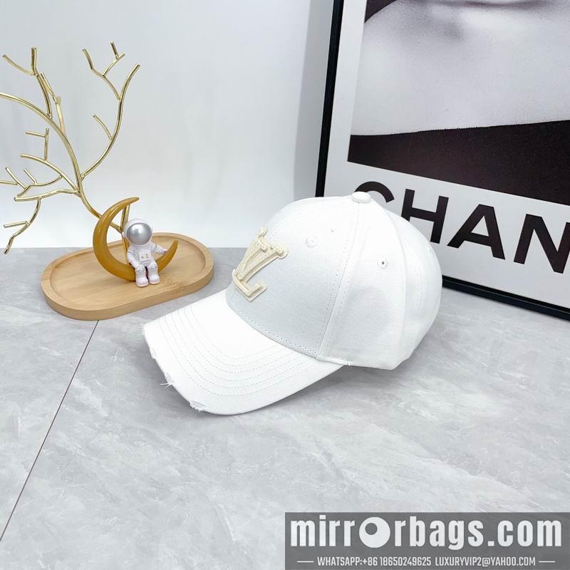 LV Hat dx158