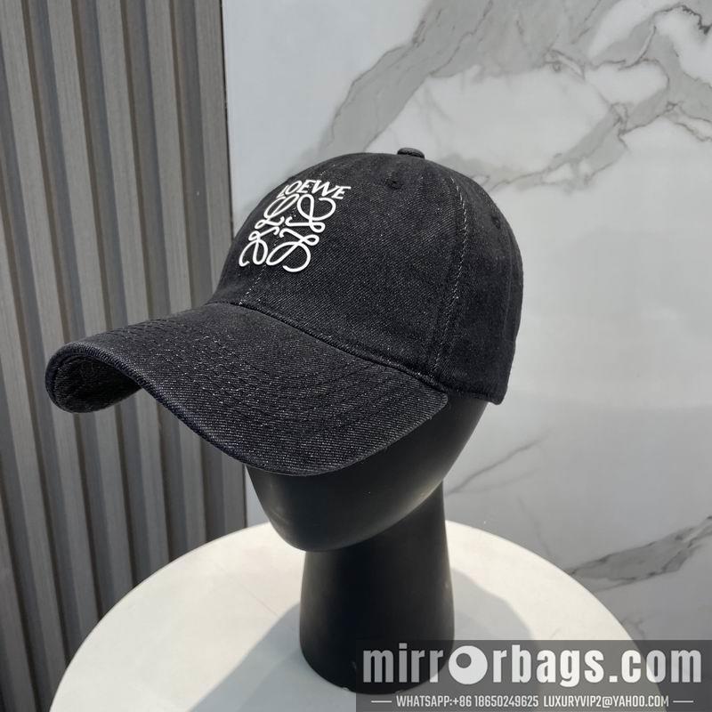 Loewe Hat dx55