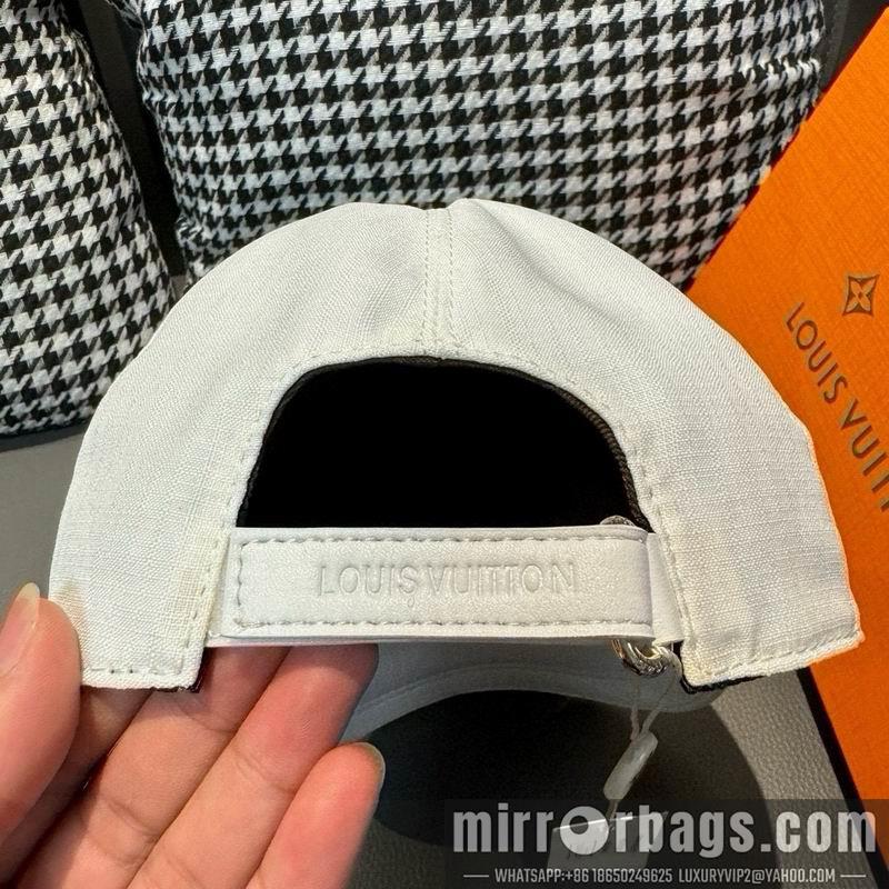LV Hat 091402