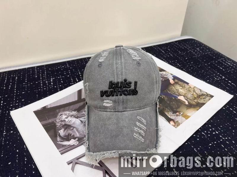 LV Hat dx109