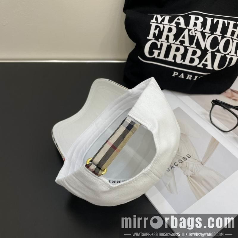 Burberry Hat 042701